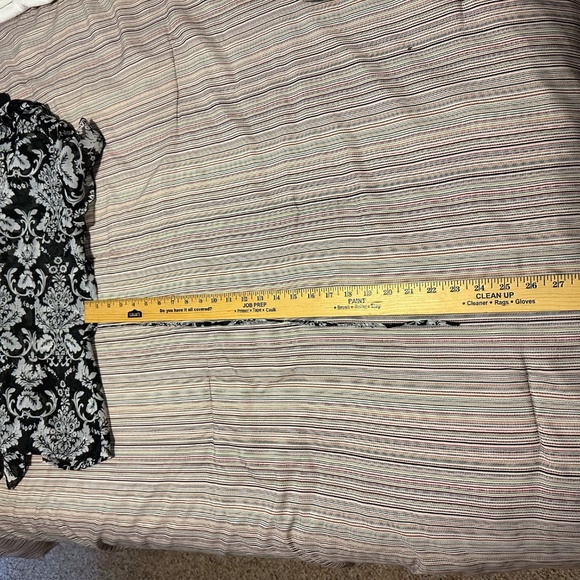 New York City Design Co. Ruffle Front Tie Bohemian Style Blouse/Top Size Small - Picture 14 of 14